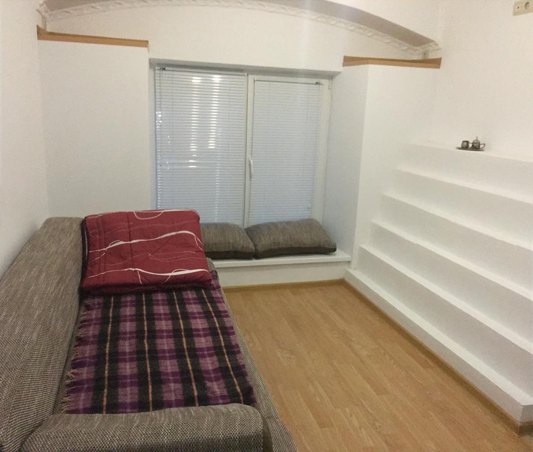 Apartment Bombonyerka ดรอฮอบิคช์ ภายนอก รูปภาพ